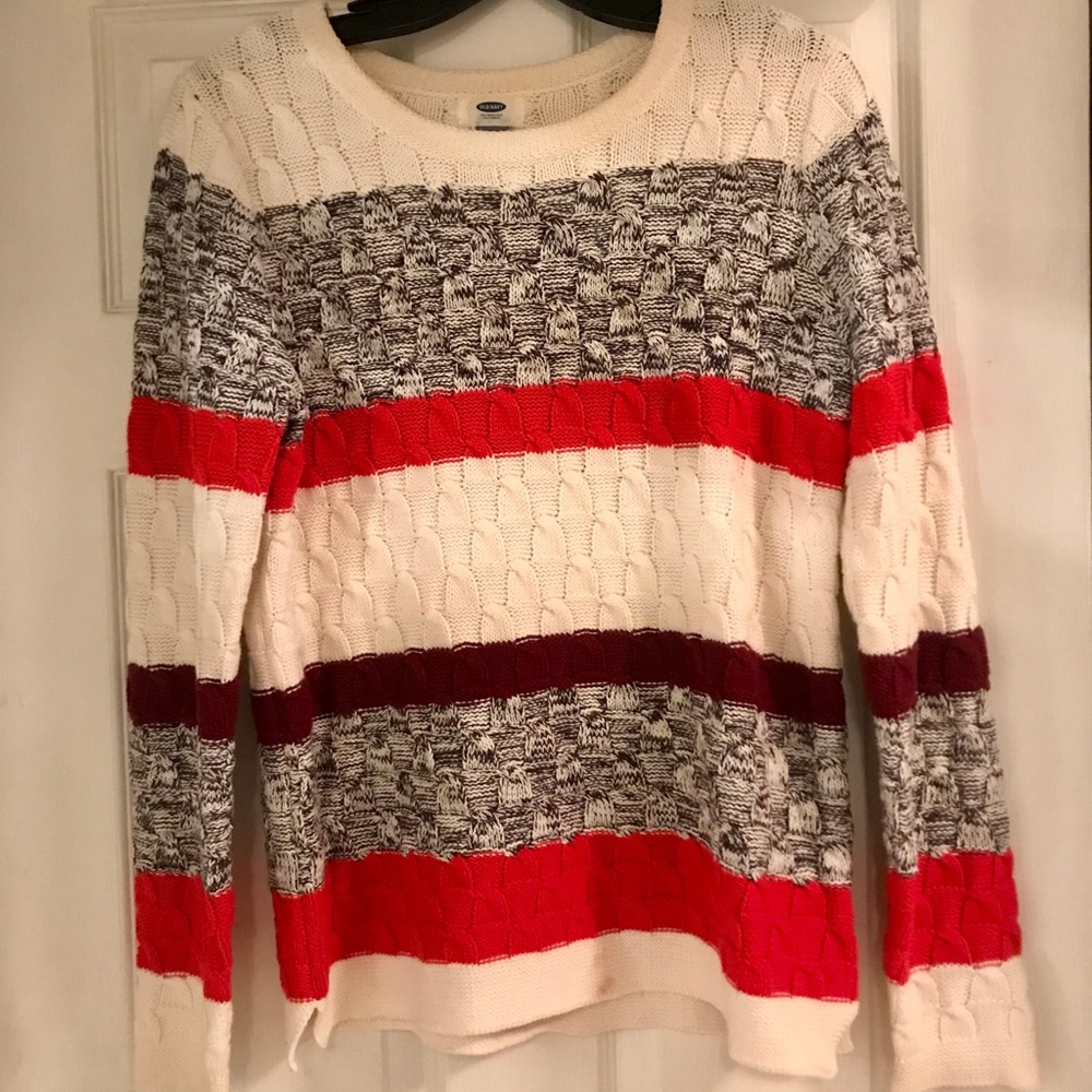 Old navy sweater